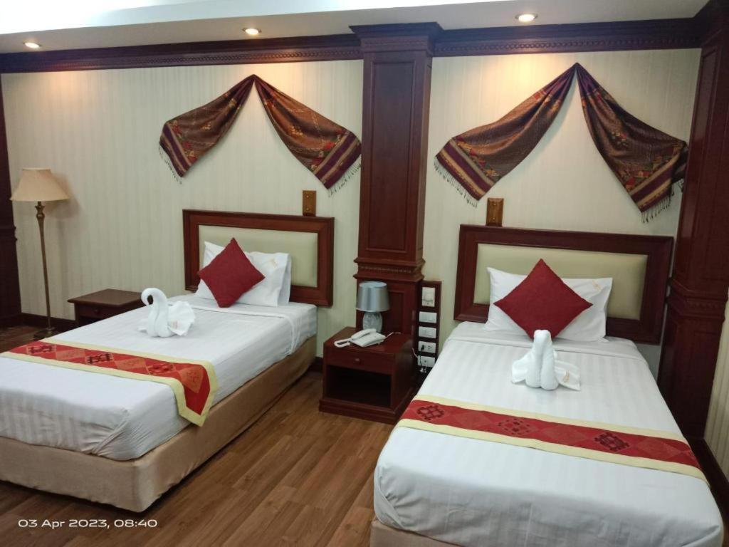 Leuxay Hotel Vientiane Extérieur photo