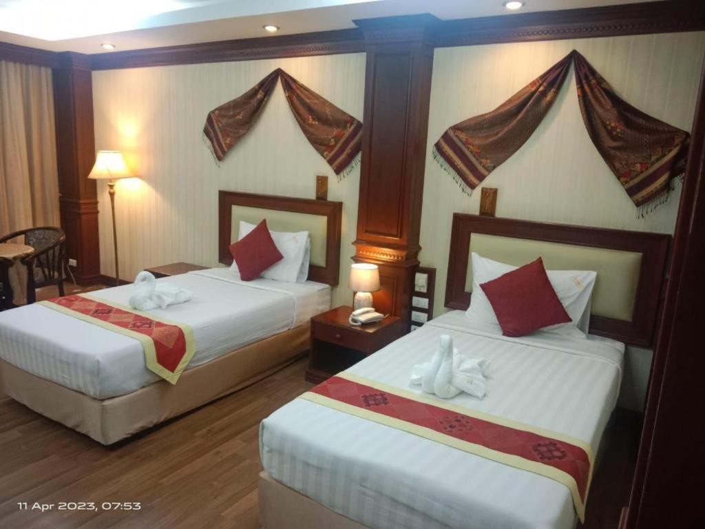 Leuxay Hotel Vientiane Extérieur photo