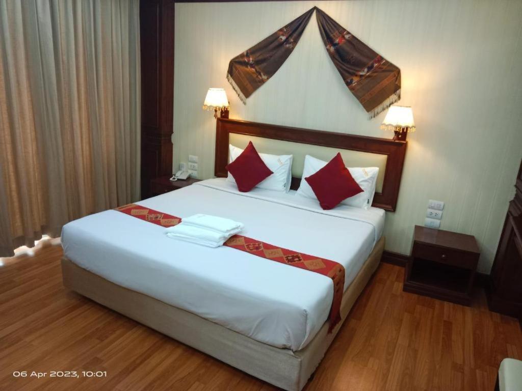Leuxay Hotel Vientiane Extérieur photo